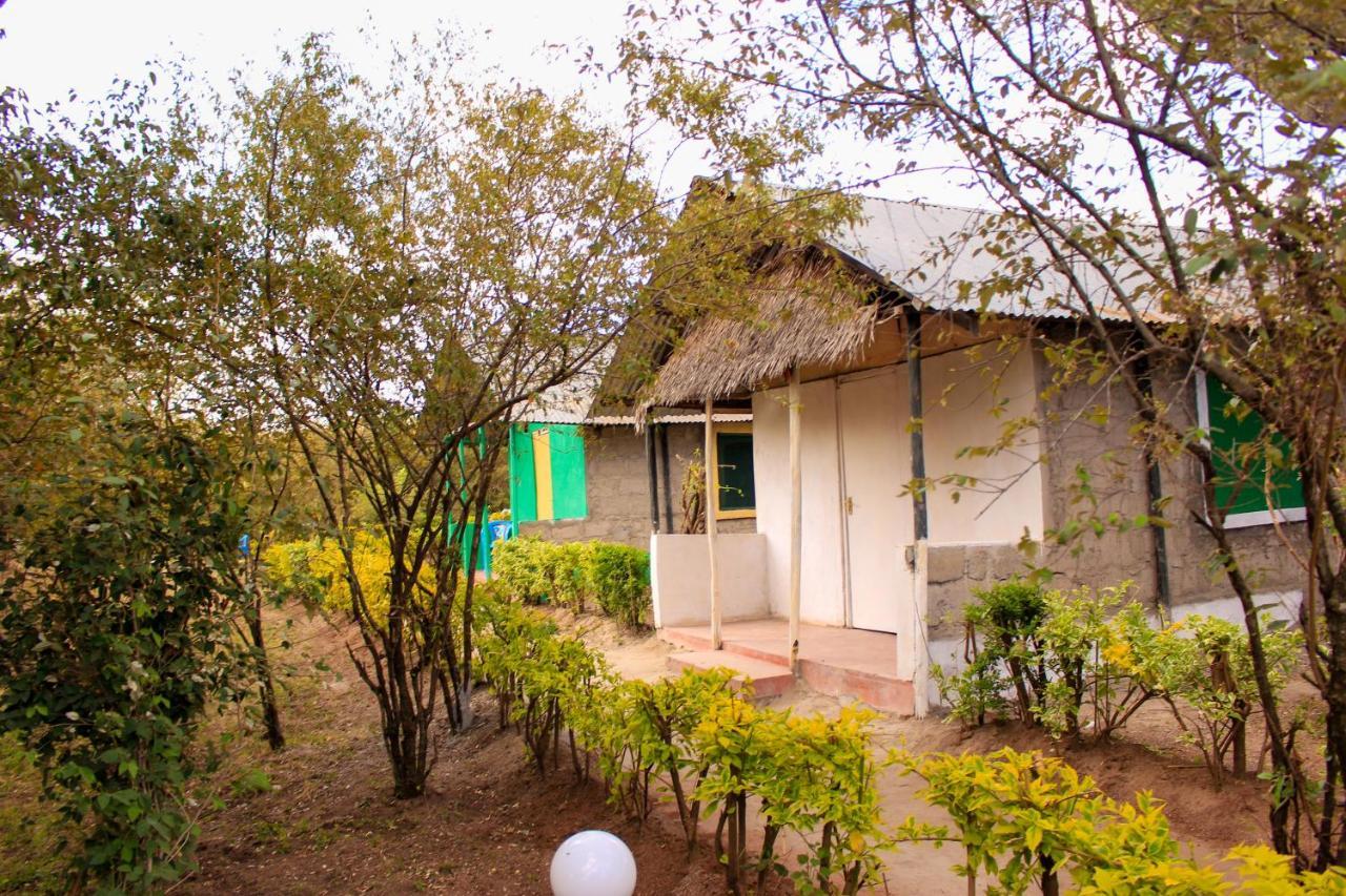 Eco Mara Forest Camp Ololaimutiek Exterior foto