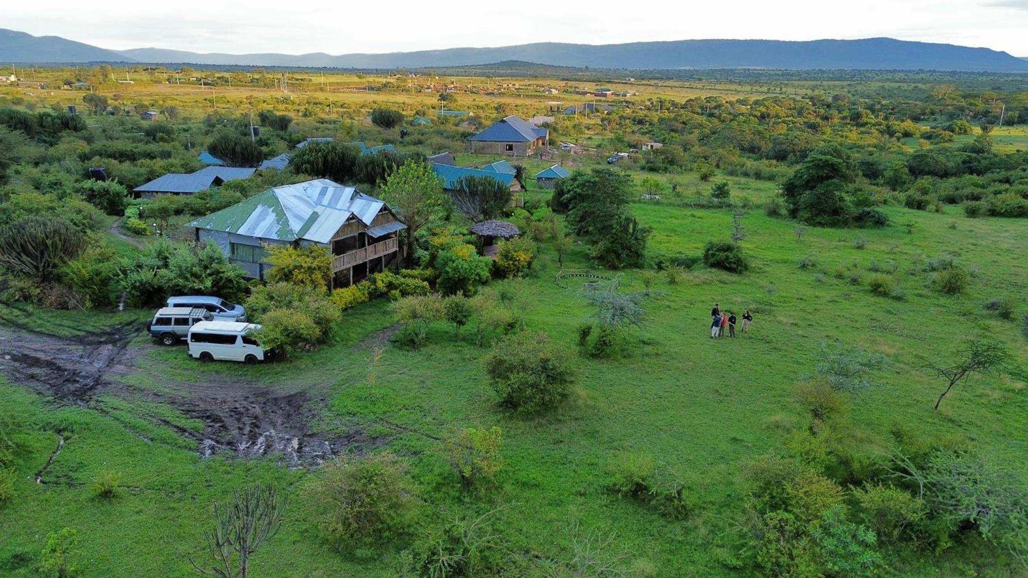 Eco Mara Forest Camp Ololaimutiek Exterior foto